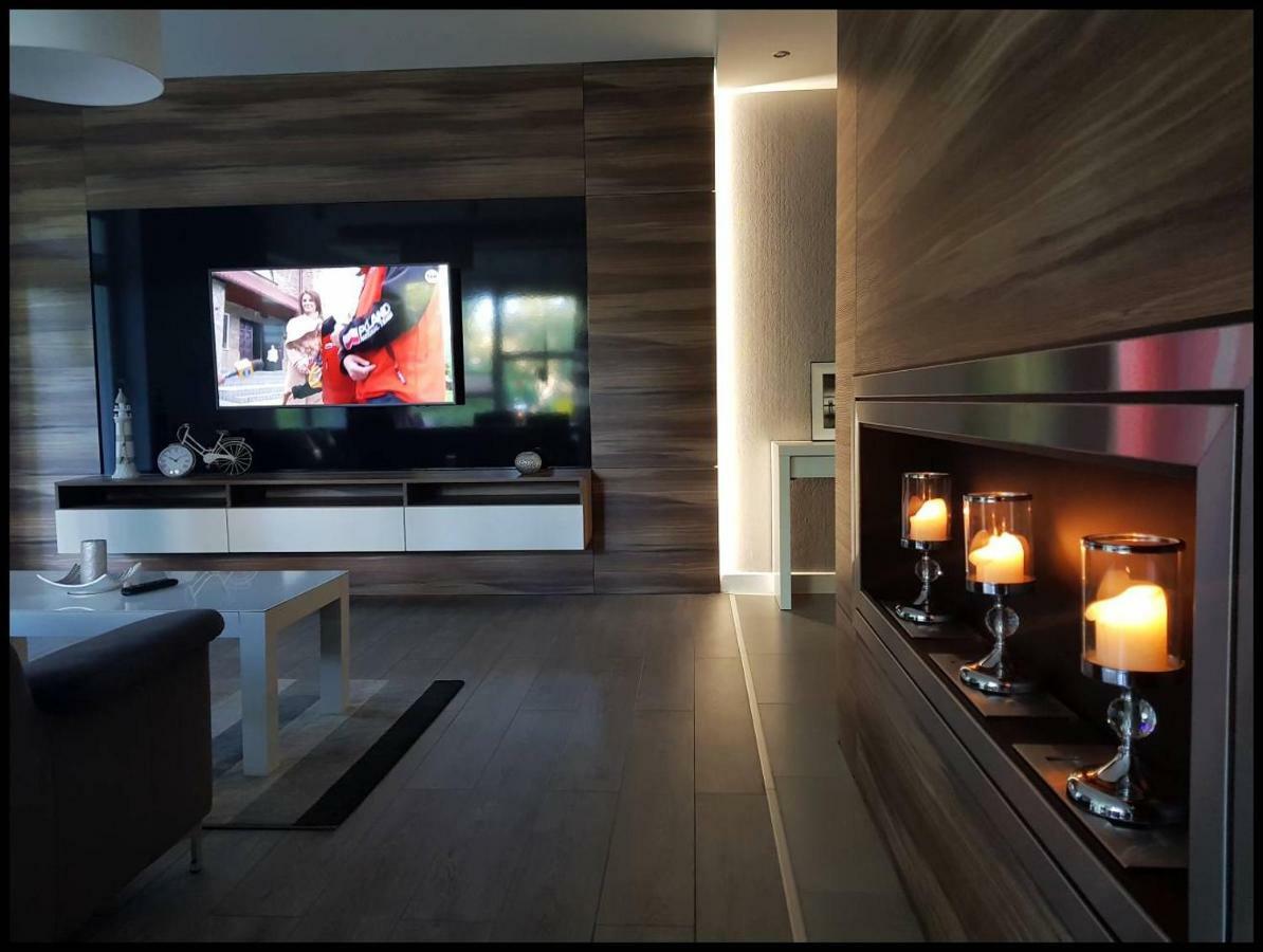 Family Apartment Golden Tulip 米兹多洛杰 外观 照片